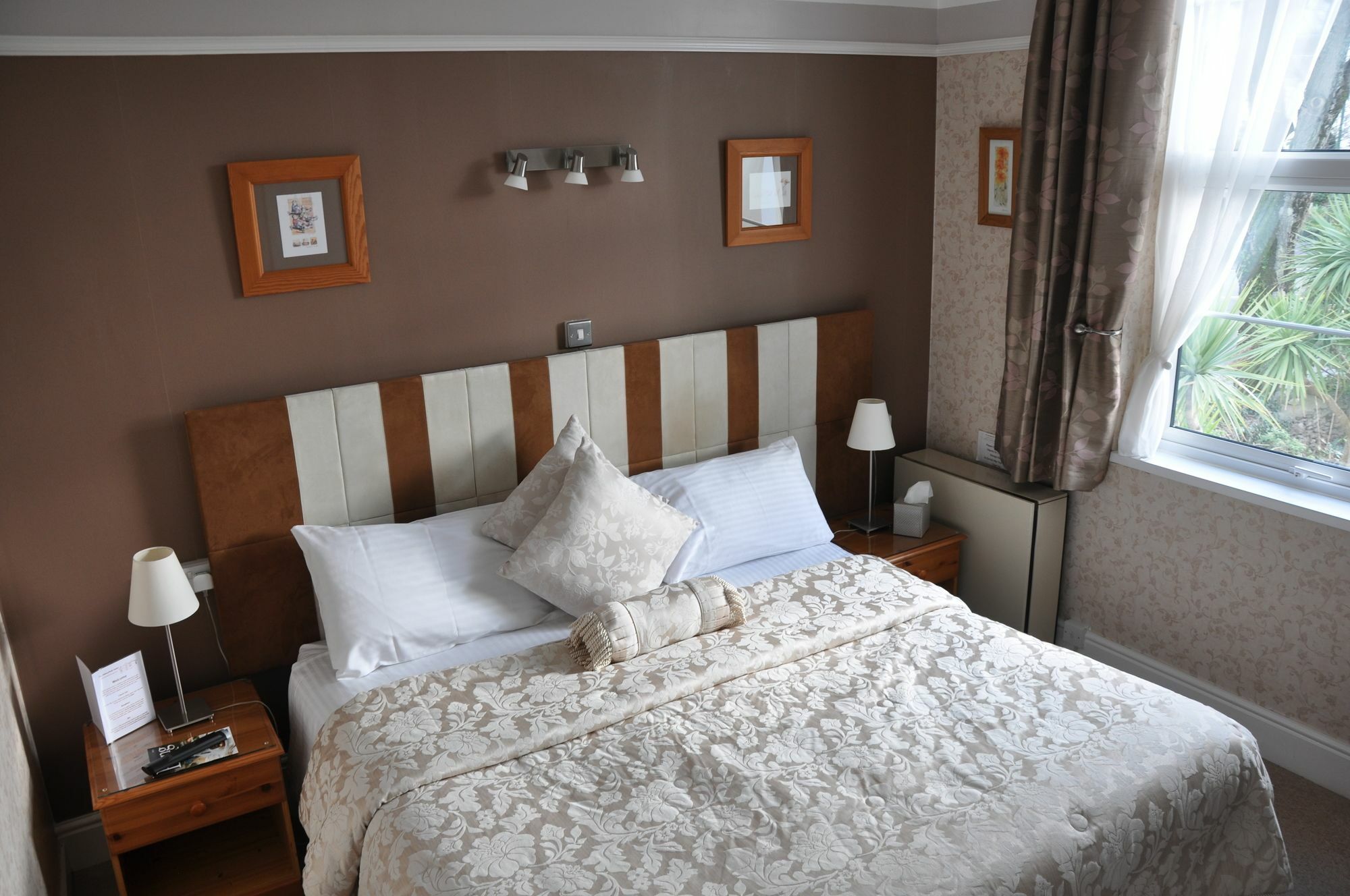 Abbeyfield Vintage Style Boutique B&B Торкі Екстер'єр фото